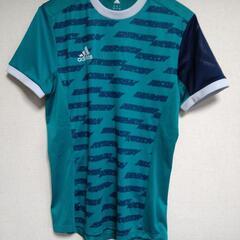 adidas　アディダス　Tシャツ