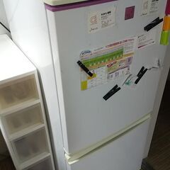 【無料０円】一人暮らし用の冷蔵庫差し上げます。SHARP