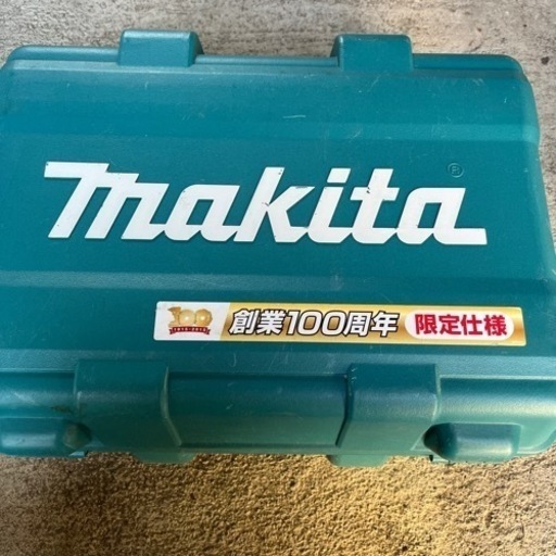 マキタ100周年　充電式マルノコ