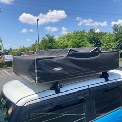 ルーフトップテント　スミッティビルト　テント