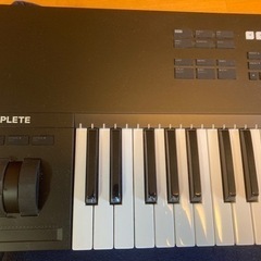 MIDIキーボード KOMPLETE KONTROL S61 MK2 / Native Instruments