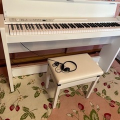 美品♪可愛いホワイト電子ピアノKORG LP380&昇降式椅子&...