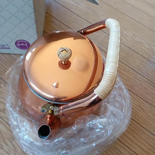 銅のやかん