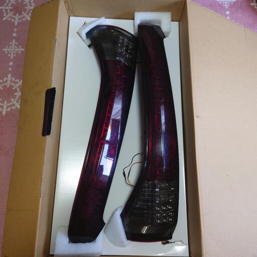 C25 セレナ　前期後期　LEDテールランプ