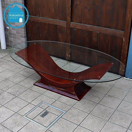 IDC OTSUKA(大塚家具)の希少価値の高いマホガニー材を使用したセンターテーブルです！美しい曲線的なフォルムとバール杢がエレガントで洗練された印象のリビングテーブルです。CF106