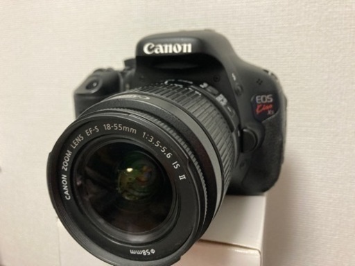 CANON EOS  kiss X5   ZOOM LENS 付き