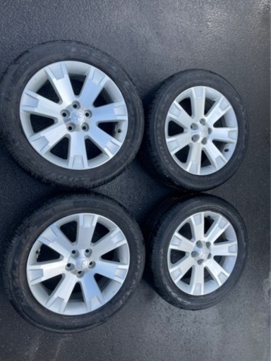 札幌近郊】【10月末まで】デリカD5純正18インチ タイヤ・ホイール