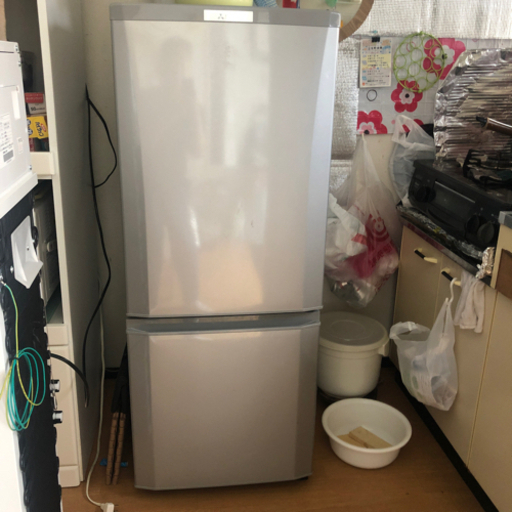 至急2ドア冷蔵庫 本日昼まで。