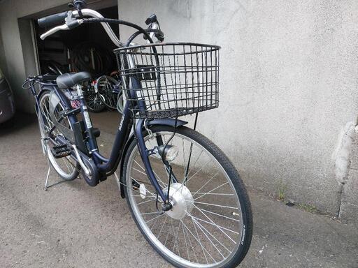 札幌市内配達無料。中古27インチ紺色！