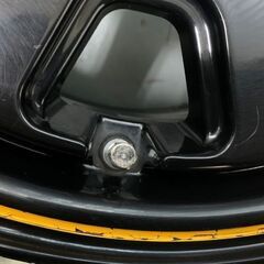 200系ハイエース☆15×6J 6H139.7 ＋33 ブラック/イエローライン ブレ 