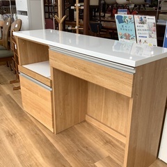 取りに来れる方限定！ニトリの引き出し付きキッチンカウンターです！