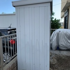 イナバ物置　カギ付き　[お受け渡し決定]