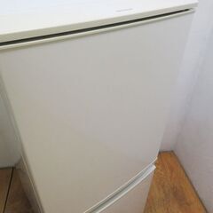 配達設置無料！ SHARP ホワイトカラー 自動霜取 137L 冷蔵庫 FLK06