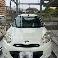 日産マーチ