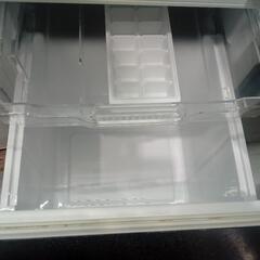 「Hisense」150L冷凍冷蔵庫★2017年製　【クリーニング済・6ヶ月保証付】　管理番号71306