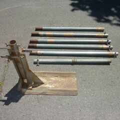 私専用の「タイヤ踏み込み式ポールスタンド」(アマチュア無線)