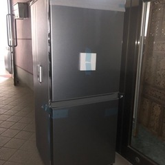新品未通電　AQUA130ℓ冷蔵(お取引き決まりました)