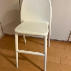 IKEAのハイチェアお譲りします。