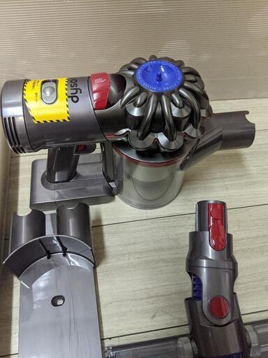 ダイソン V7 SV11 コードレスクリーナー サイクロン掃除機 dyson