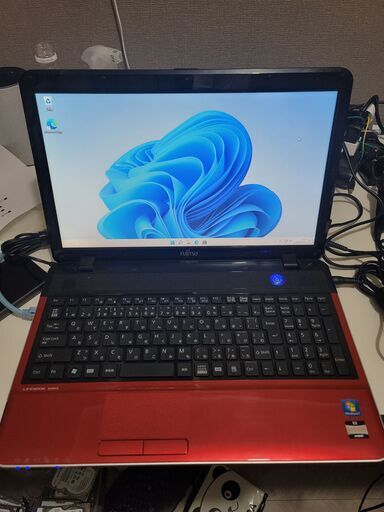 6ヶ月保証（Windows 11+Office2021年）FUJITSU　LIFEBOOK　AH40/G