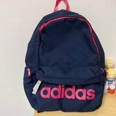 adidasリュック