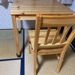 テーブル、椅子1脚セット