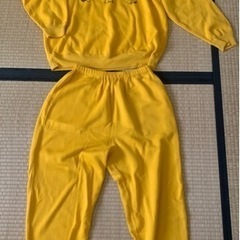 【終了】レディース女性用　冬用パジャマ　スウェット　子犬柄　黄色...