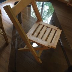 【無料】天然木　椅子型の棚　差し上げます