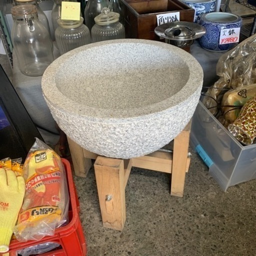 激安品　石臼