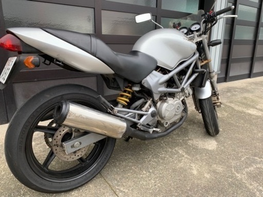 ホンダ VTR250（キャブ最終型）実動車