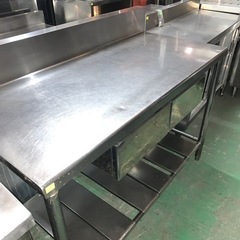 業務用作業台　ステンレス　引き出し付き 決まりました。業務用ステンレス作業台引出し付き