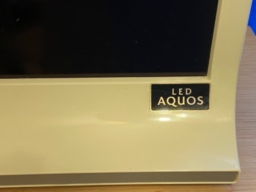 シャープ　クロームキャスト付き　40型