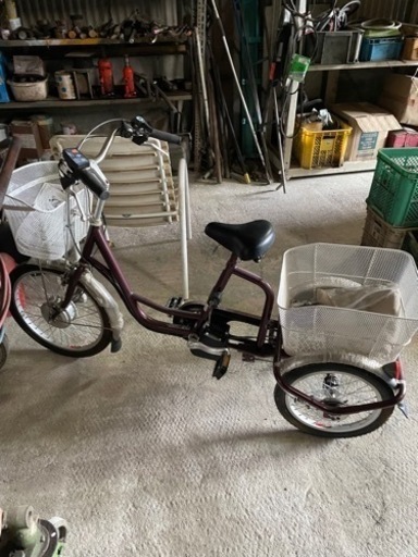 電動自転車　バッテリー充電器がありません