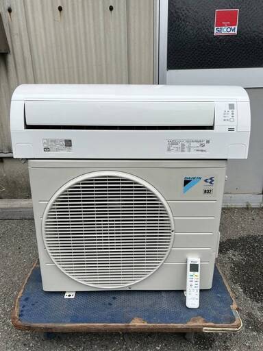 ■⑬■美品■ダイキン■ルームエアコン■AN28VES-W■主に10畳■2.8kw■ストリーマ空気清浄/内部クリーン/風ないス■2018年製■引取り限定■