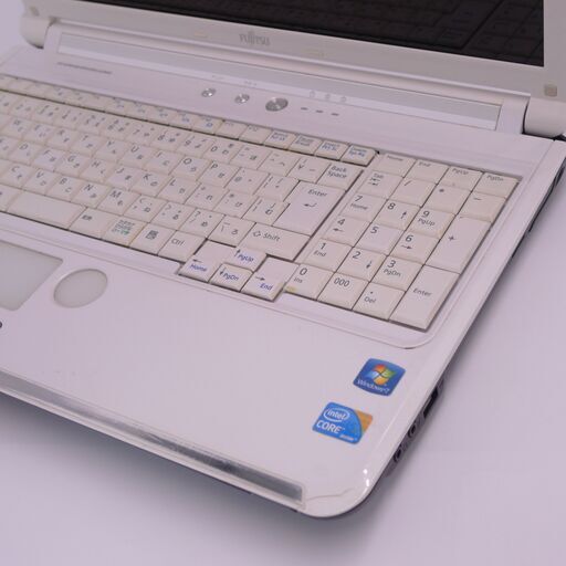 ホワイト ノートPC AH550/5B 4GB 500G Blu-ray 無線 ホワイト ノートPC AH550/5B 4GB 500G Blu-ray 無線