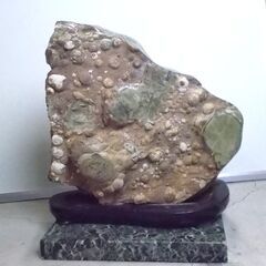 【美品】鑑賞石 飾り石 玉石 台座石 天然石 鉱物 オブジェ 2026年最新】鑑賞石の商品一覧 - 雅やかな石の美しさを堪能できる石