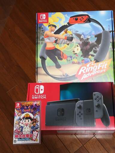 【再▪値下げ！！】任天堂スイッチ（switch）★本体とソフト２本（桃太郎電鉄・リングフィットアドベンチャー）の３点セット★新品同様