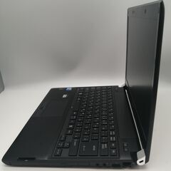 東芝ノートパソコン i3（中古）8GBのメモリ、SSD120GB,13.3画面、Intel 