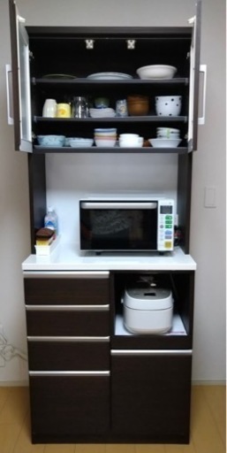 早い者勝ち 食器棚