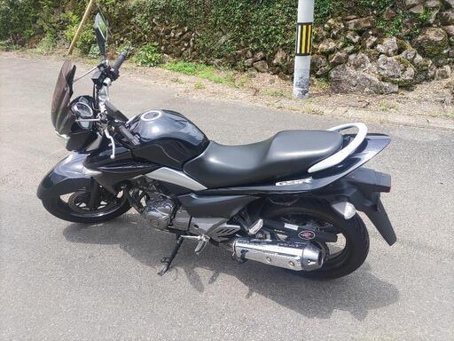 スズキ　GSR250