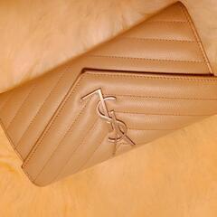 早い者勝ち‼️財布イヴサンローランYves saint Laurent 
