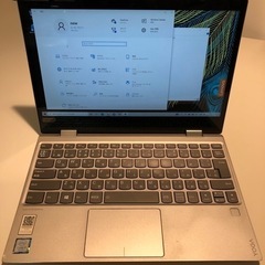 ノートパソコン　Lenovo YOGA 720-12IKB
