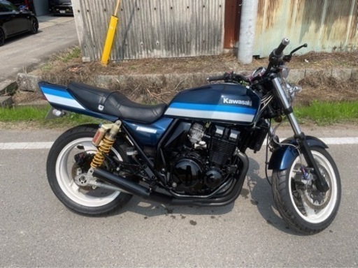 低走行！3000km ZRXⅡ 400
