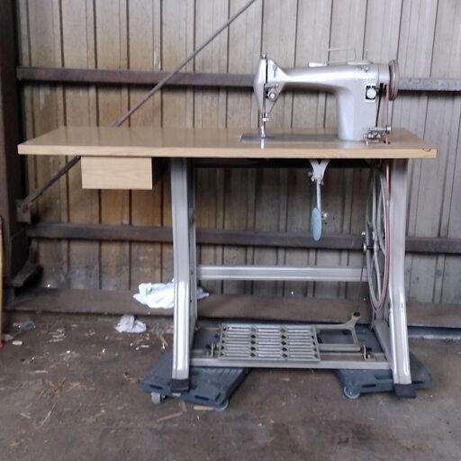 Y0603 RICCAR リッカー足踏み 職業用ミシンMODEL RT-6 現状販売品