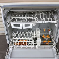 QW34◇パナソニック◇電気食器洗い乾燥機 NP-TR9-N 17年製 食洗