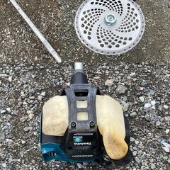 マキタ エンジン式刈払機 MEM2300U 22.2cc 2ストローク