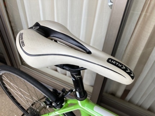 FELT ロードバイク 現車確認可 横浜及び近隣へは無料お届け可