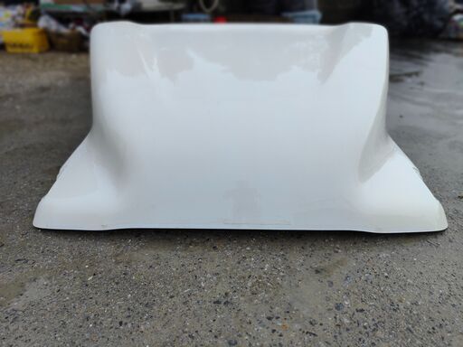 送料込　いすゞ　エルフ　ワイドキャブ　導風板　エアディフレクター