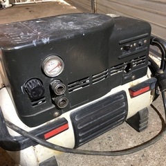 makita マキタエアーコンプレッサー 型番不明 通電動作確認OK 北海道