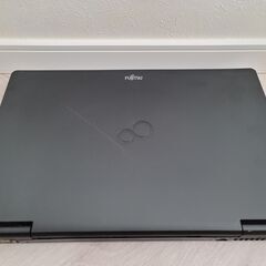 6ヶ月保証（Windows 11+Office2021年）FUJITSU LIFEBOOK A561/C